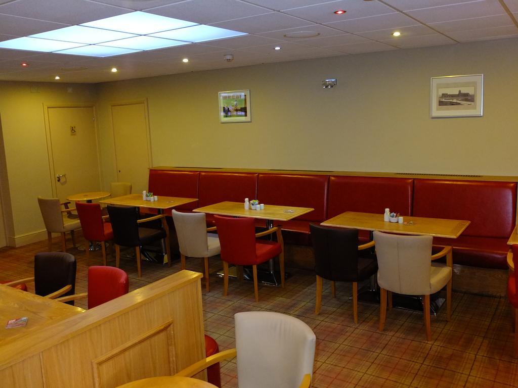 The Golden Lion Hotel Maryport Exterior foto